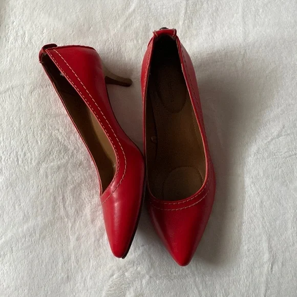 Red Calvin Klein heels - Picture 1 of 4